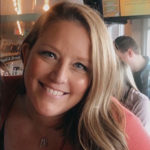 Meet your Posher, Andrea